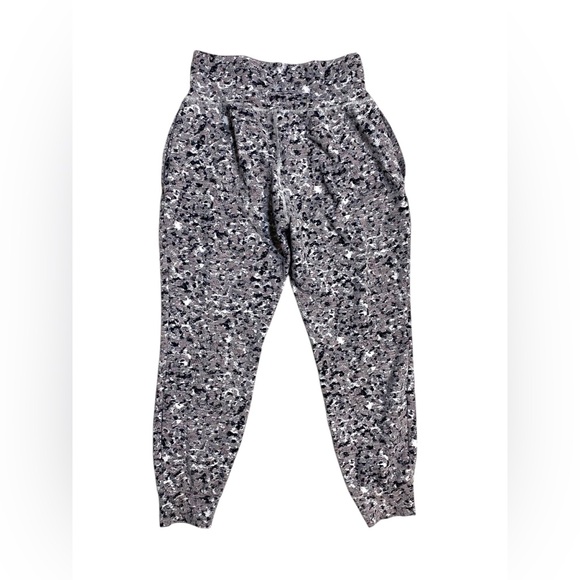 Athleta | Medium Salutation Textured Jogger Meadow Decadent Chocolate Print - Picture 7 of 7